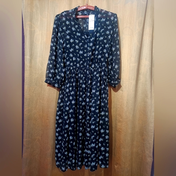 NWT Uniqlo Chiffon Pleated 3/4 Sleeve Dress - Picture 4 of 11